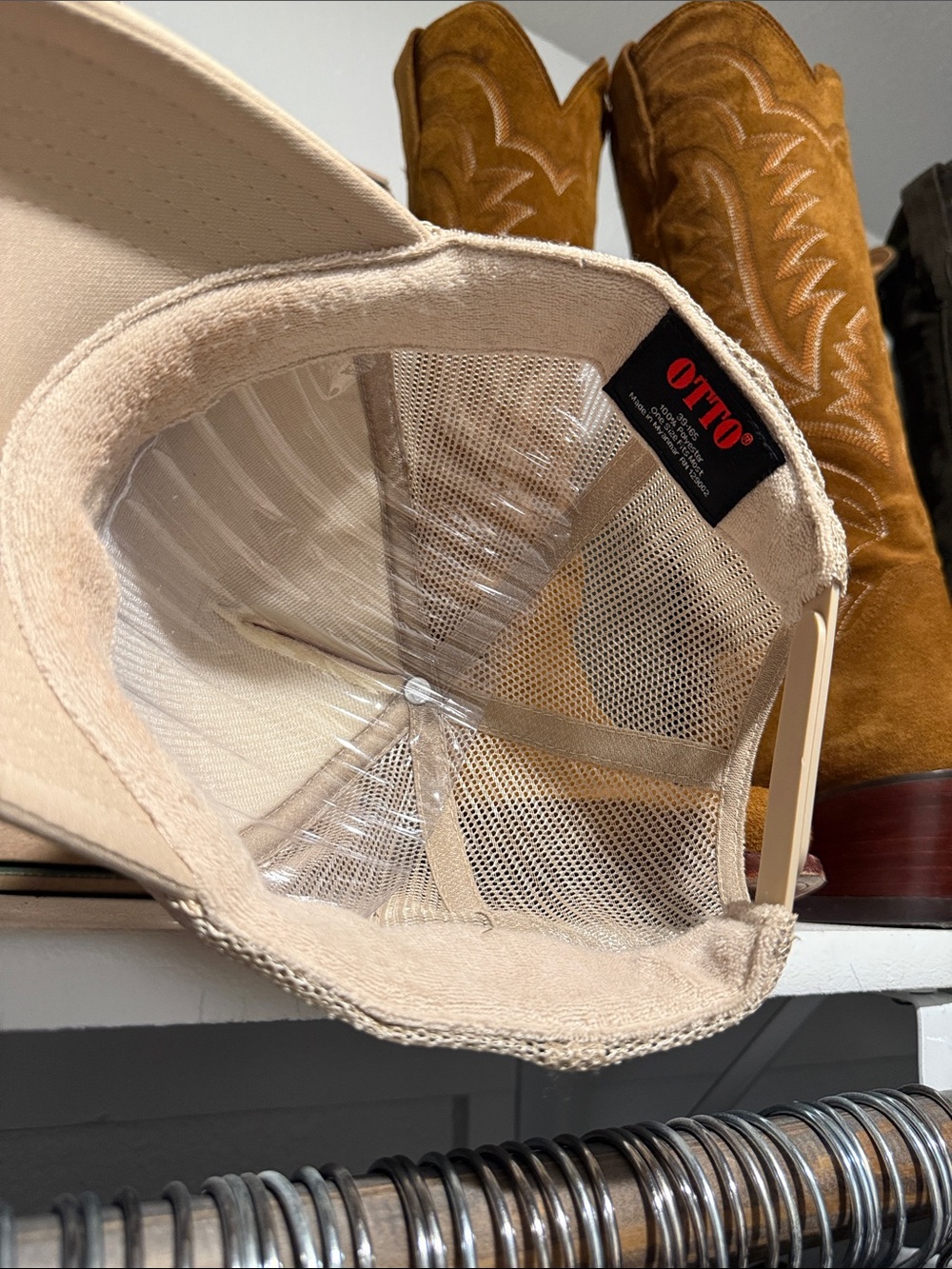 OTTO Outlaw Livin’ Beige Trucker Cap with Country Western Desert Cactus Graphic - Picture 5 of 10